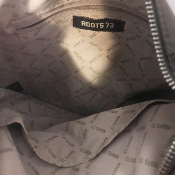 Roots Women Cross Shoulder Bag - Picture 3 of 4